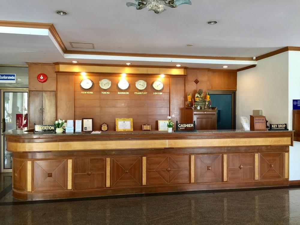 Krabi Golden Hill Hotel Екстериор снимка