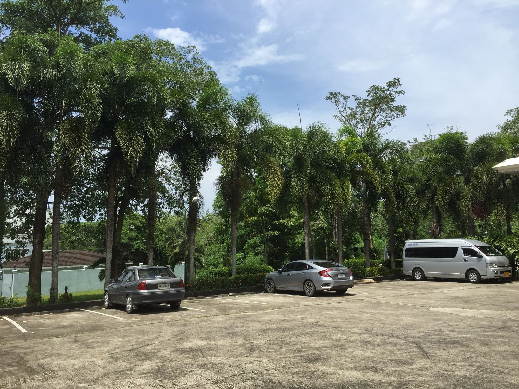 Krabi Golden Hill Hotel Екстериор снимка